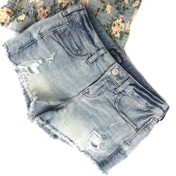 Express Low Rise Shorts - Picture 2 of 5